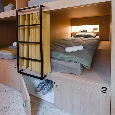 Wanderlust Capsules - Unique Sleeping Experience Kapszulahotel Ljubljana